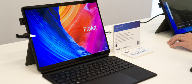 Productividad al máximo: Asus Proart pz13 review y su innovador diseño convertible del nuevo portátil Copilot + PC IA — Inmersión visual: la impresionante pantalla del Asus Proart