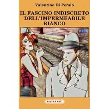 Il fascino indiscreto dell'impermeabile bianco