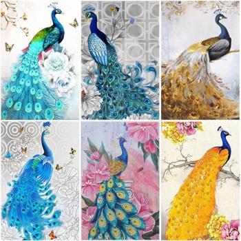 Pavão em Diamantes: Pintura 5D 20x30 cm