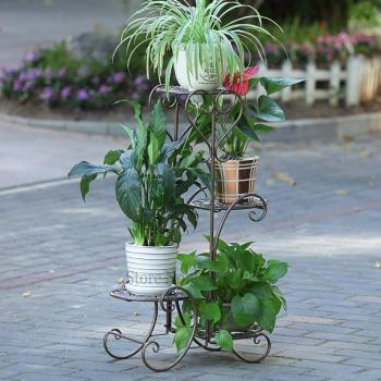 Stilvoller Blumenhalter aus Eisen für Pflanzenliebhaber