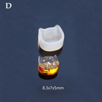 Tri-Shape Silica Ear Stud Mold Pack
