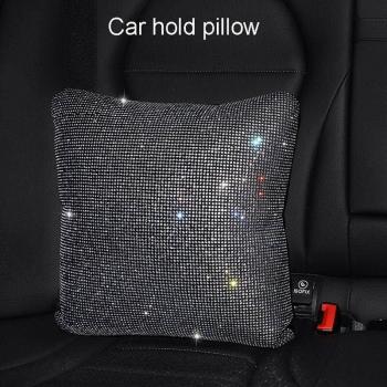 Cristal Chic: Coussin d'Assise Étincelant