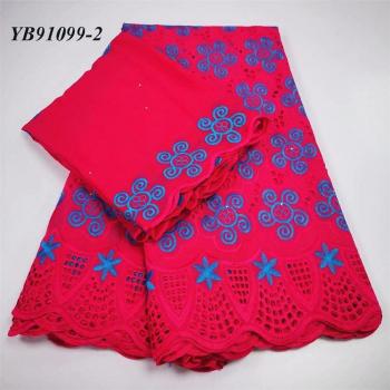 Hochwertiger Fuchsie Stoff für Brautkleider
