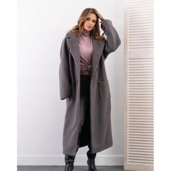 Grauer Bouclé‑Mantel ISSA PLUS XXL – Extra‑Taschen‑Design