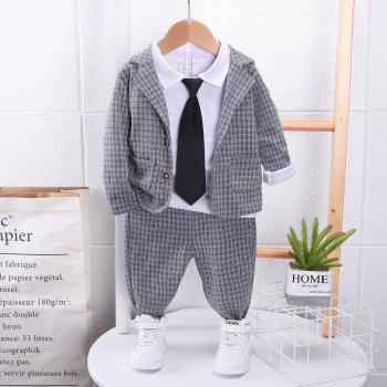 Traje Juvenil de Cuadrados para Eventos Nupciales