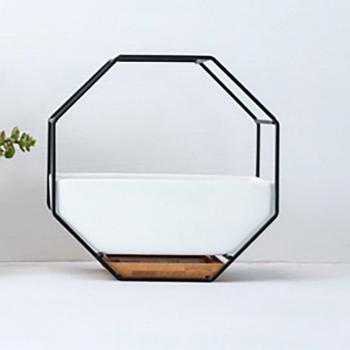 Pots de fleurs suspendus en céramique géométrique