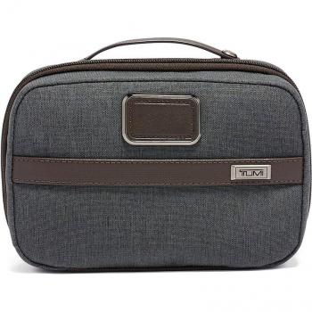 Tumi