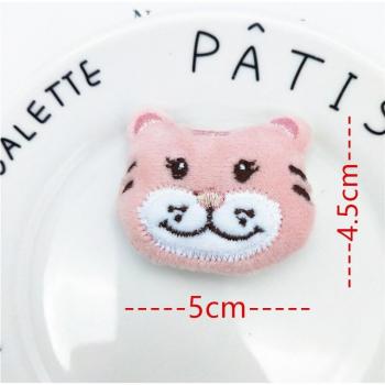 Kit Tigre Doux : 10 motifs en peluche, accessoires et vêtements