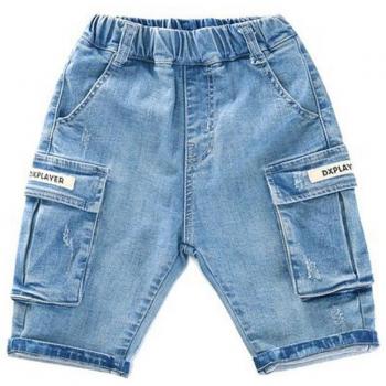 Pantalon court bleu avec poches