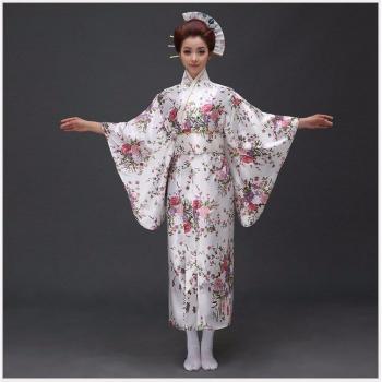 Kimono Sexy Yukata Floral, Obi Incluido, Satén Clásico