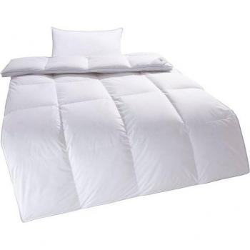 Bettwaren‑Set: Älgdröm Daunendecke Lodiken, 155x220 cm + Kopfkissen (40x80 cm) – Made in Germany