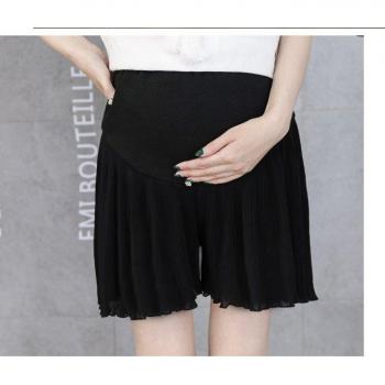 Poungdudu Loose Fit Maternity Shorts