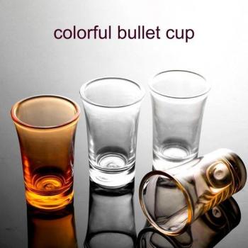 Sticla multifunzionale da shot ecologica e colorata