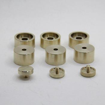 Boutons de doigt dorés pour trompette