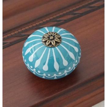 Quincaillerie unique : bouton en céramique couleur pastel