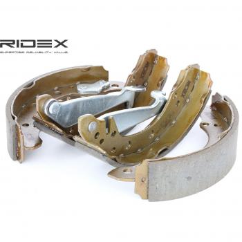 RIDEX 70B0002 Bakaxel Bromsbackar till Golf IV Schrägheck