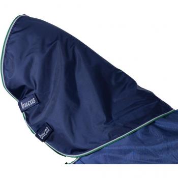 Manta Combi Neck Bucas: Elegancia y Función