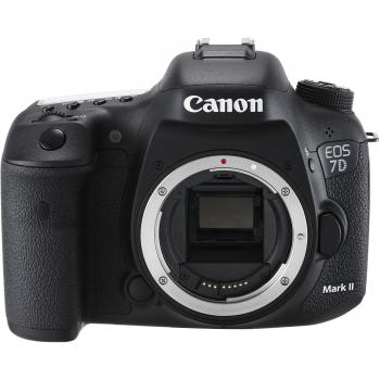 Canon EOS 7D II con adaptador WiFi W-E1