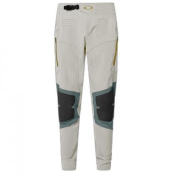 Oakley Apparel Mist 32 Seeker Edge Pants – Men’s Edition
