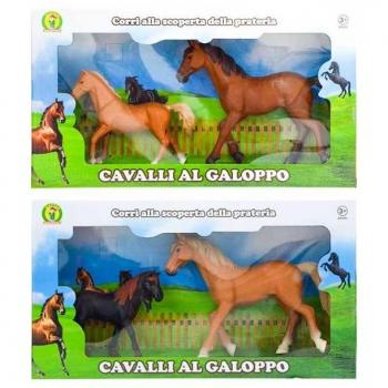 Cavalli al galoppo