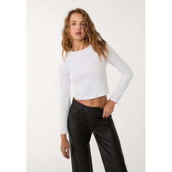 Mid‑Size Stradivarius White Long Sleeve Crop Shirt