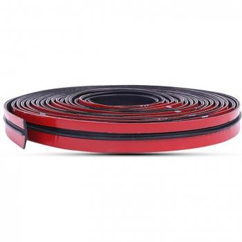 Accessoire coupe‑son pour fenêtre automobile