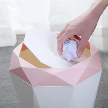 Contemporary Diamond Design Trash Can