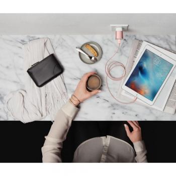 Belkin Premium Mixit Metallic Ladegerät (2,4A, USB Anschluss, geeignet für iPhone 8/8 Plus, iPhone X, iPhone 7/7Plus, iPhone 6/6s/6 Plus/6s Plus, Smartphones und Tablets) silber