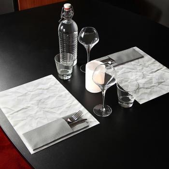 GrainGlow Duni Paper Table Covers – 250 Units