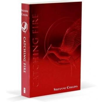 Suzanne Collins The Hunger Games 2. Catching Fire (Hunger Games Trilogy)