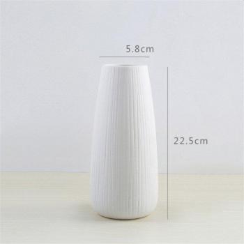 Handwerkliche Wohnzimmerdekoration – Vase in modernem Design