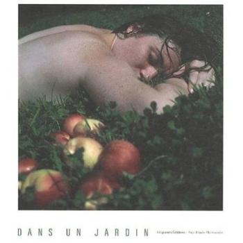 Dans un jardin