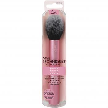 RadiantCheeks Blusher Tool – Real Techniques