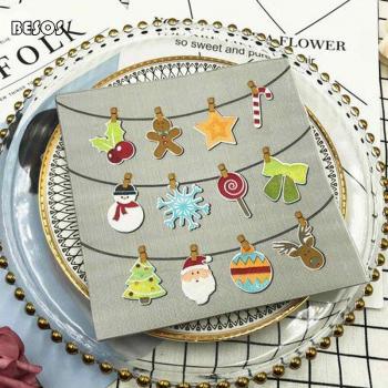 2-Layer Disposable Napkins with Snowflake Design