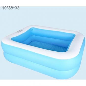 Piscine pour bébé, modèle carré surdimensionné