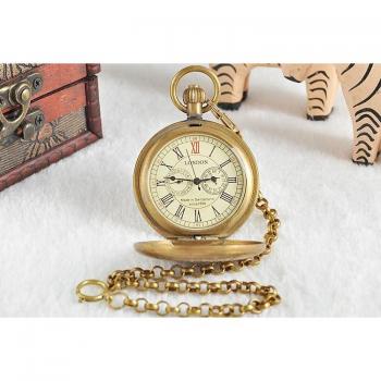 Reloj de bolsillo con números romanos y fase lunar