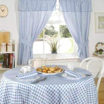 Gingham Blue Molly Table Spread