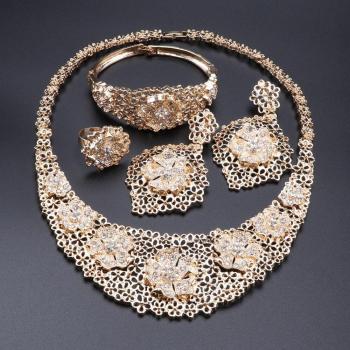 Flower Shape Necklace Set
