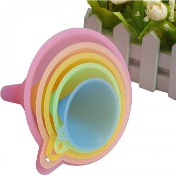 5PCS Assorted Size Plastic Liquid Funnels