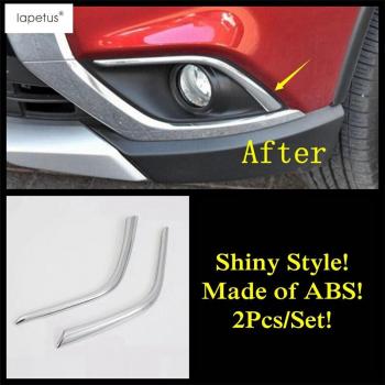 Accesorios cromados para Mitsubishi Outlander: Luz Antiniebla Dual y Cubrecejas, Kit Lámpara de Cabeza, Accesorio Cromado 360°