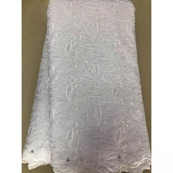 Robe de Soirée en Coton Africain Brodé – Voile Dentelle