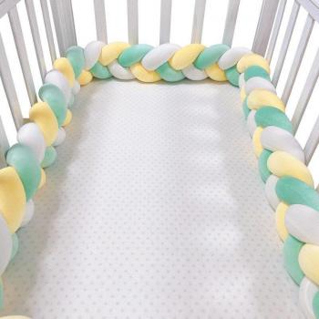 Tapis de sécurité tressé pour chambre d'enfant