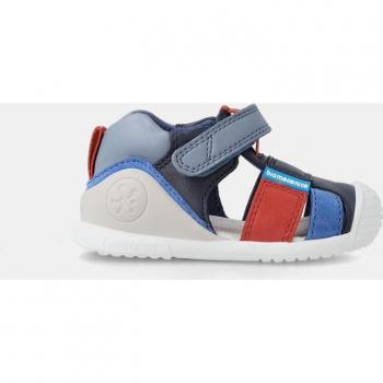 Sandalias Cerradas Biomecanics para Niño en Color Azul