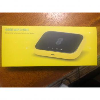 EE 4Gee Mini Router 4G MiFi Alcatel Mobile Broadband WiFi Hotspot EE70