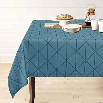 Yugarlibi Polyester Table Protector, Teal, Wrinkle Free, Picnic Party
