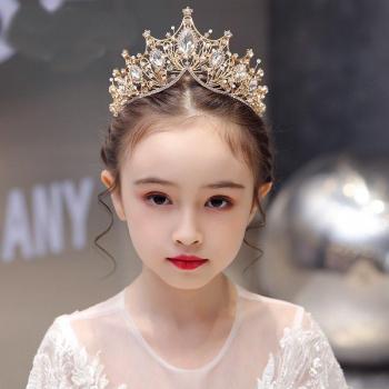 Crystal Sparkle Tiara for Kids – Golden Crown Birthday Cake Adornment
