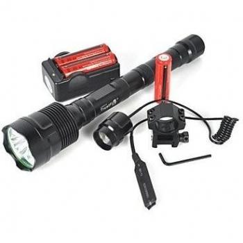 Linterna 6000 Lumens Tch¢tica – LED 3T6, Montaje y Cargador Incluidos