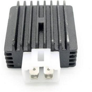 Régulateur de courant 4 broches pour scooter GY6 50cc 60cc 80cc 125cc 150cc