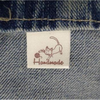 Etiquetas Hechas a Mano para Ropa
