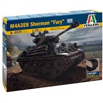 Modelletta Sherman Fury M4A3E8 1:35